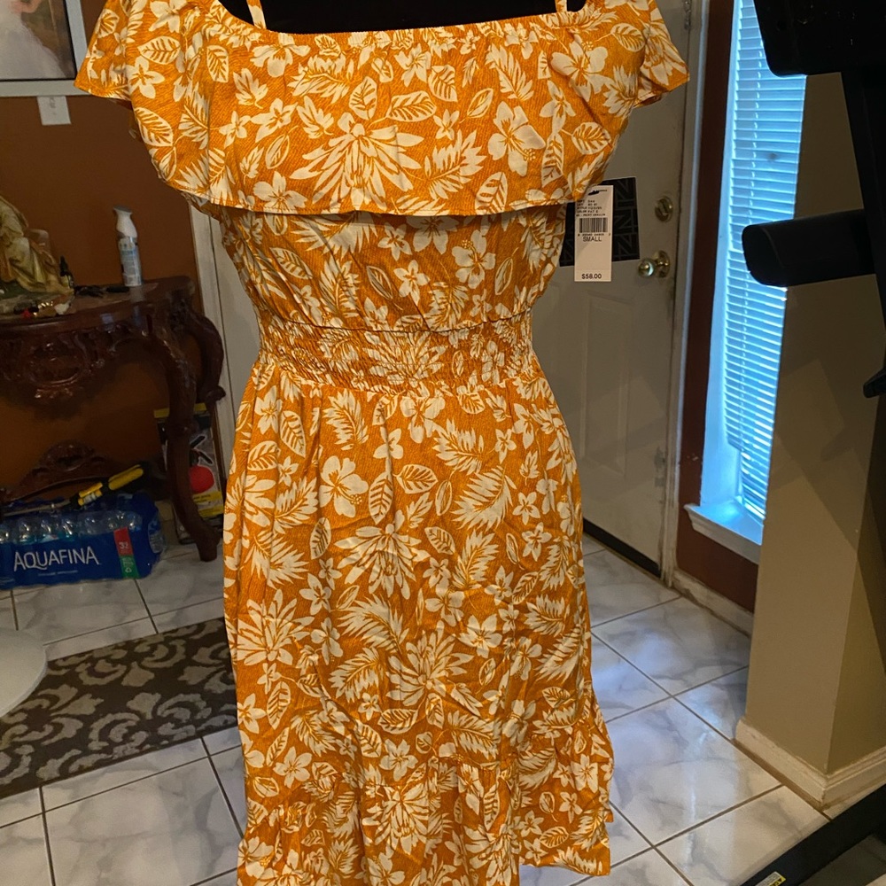 IZ Byer dress - small - dark yellow